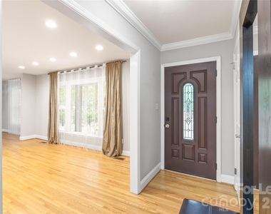 2600 E Providence Drive - Photo Thumbnail 3