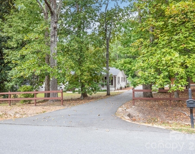 2600 E Providence Drive - Photo Thumbnail 36