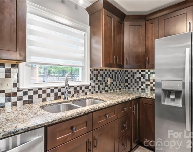 2600 E Providence Drive - Photo Thumbnail 16