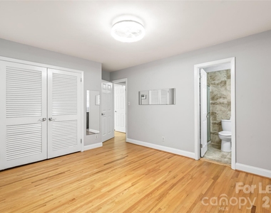 2600 E Providence Drive - Photo Thumbnail 22