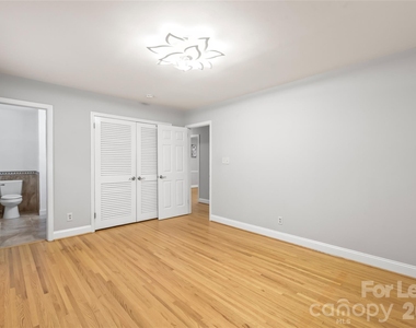 2600 E Providence Drive - Photo Thumbnail 25