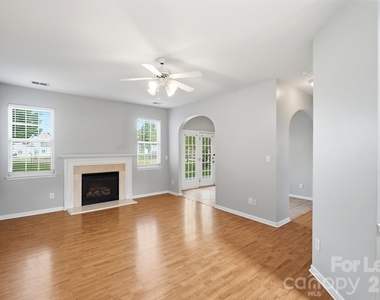 14801 Asheton Creek Drive - Photo Thumbnail 5