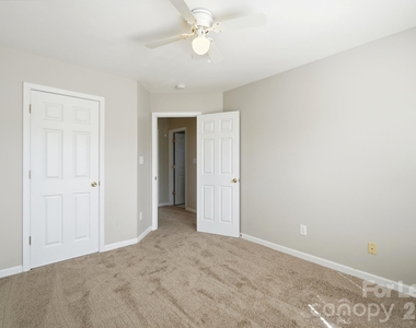 14801 Asheton Creek Drive - Photo Thumbnail 37