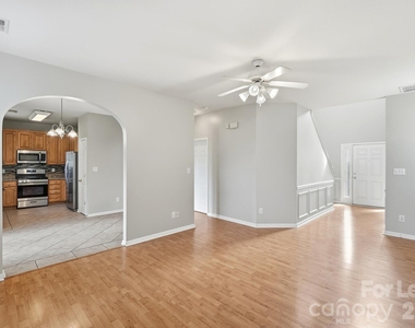 14801 Asheton Creek Drive - Photo Thumbnail 6