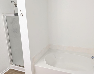 2562 Spring Breeze Way - Photo Thumbnail 14
