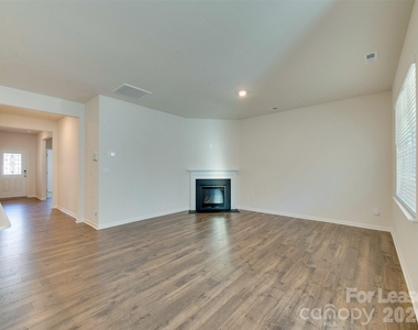 3721 Stanley Creek Drive - Photo Thumbnail 21