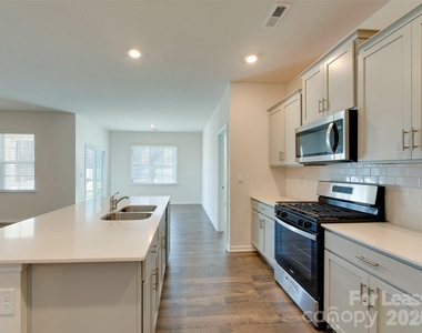 3721 Stanley Creek Drive - Photo Thumbnail 14