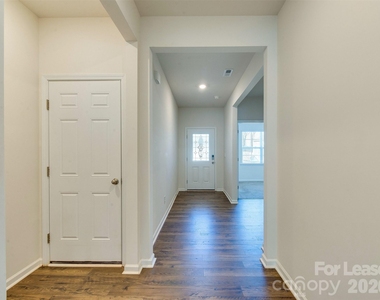 3721 Stanley Creek Drive - Photo Thumbnail 11