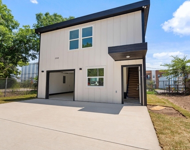 2508 Race Street - Photo Thumbnail 6