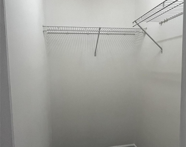 1404 Jordans Pond Lane - Photo Thumbnail 16