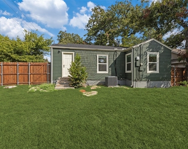 3625 El Campo Avenue - Photo Thumbnail 9