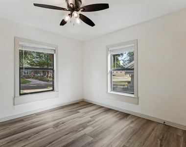 3625 El Campo Avenue - Photo Thumbnail 6