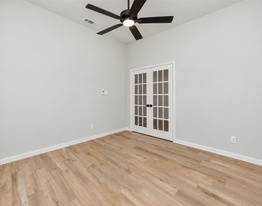 2001 Kelva Drive - Photo Thumbnail 6