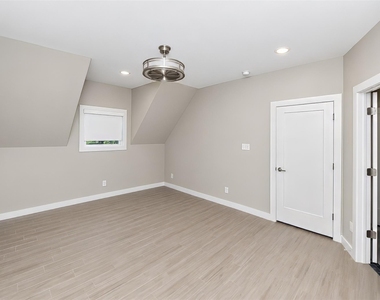 801 W Morphy Street - Photo Thumbnail 11