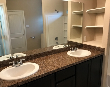 145 Bridlewood Street - Photo Thumbnail 9