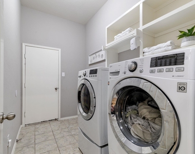 12415 Grayhawk Boulevard - Photo Thumbnail 37