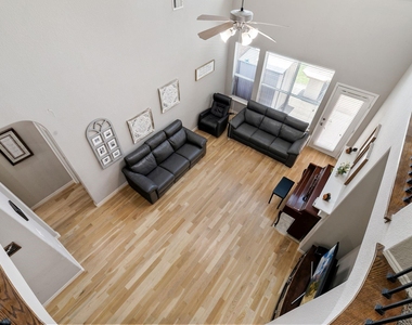 12415 Grayhawk Boulevard - Photo Thumbnail 7