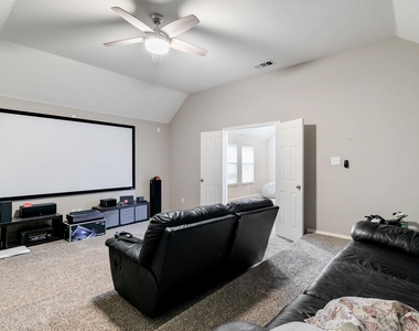 12415 Grayhawk Boulevard - Photo Thumbnail 28