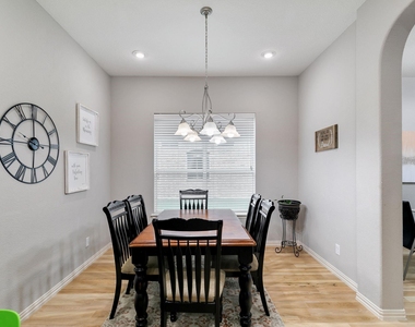 12415 Grayhawk Boulevard - Photo Thumbnail 20
