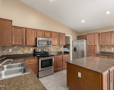 16214 W Young Street - Photo Thumbnail 13