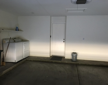 17407 N 28th Avenue - Photo Thumbnail 23