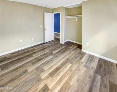 11534 W Bloomfield Road - Photo Thumbnail 17