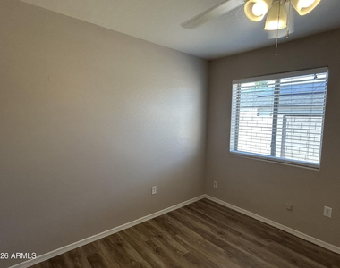 7223 S 3rd Avenue - Photo Thumbnail 16