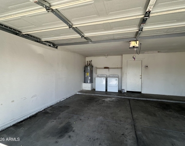 7223 S 3rd Avenue - Photo Thumbnail 20