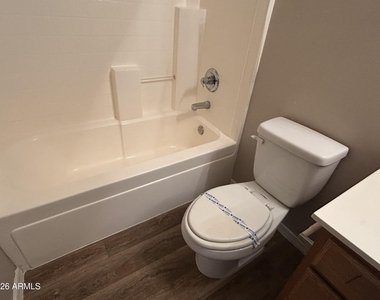 7223 S 3rd Avenue - Photo Thumbnail 15