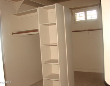 1530 W Grand Canyon Drive - Photo Thumbnail 6