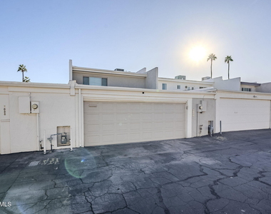 7654 E Minnezona Avenue - Photo Thumbnail 38