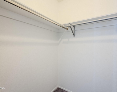 7654 E Minnezona Avenue - Photo Thumbnail 31