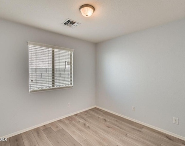 730 E Anastasia Street - Photo Thumbnail 19