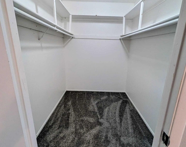2640 W Coolidge Street - Photo Thumbnail 13