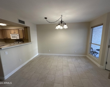 4805 E Kachina Trail - Photo Thumbnail 4