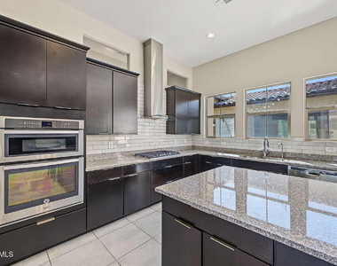 3656 E Sagittarius Place - Photo Thumbnail 5