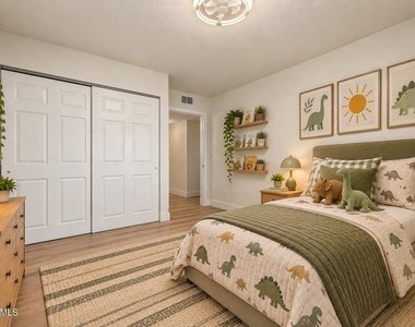 1 W Fairmont Drive - Photo Thumbnail 14