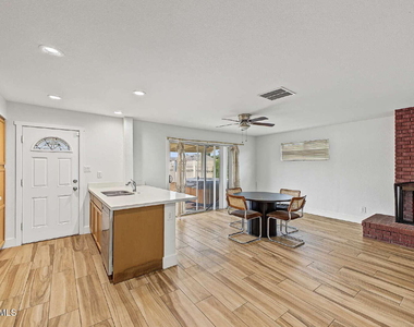 1 W Fairmont Drive - Photo Thumbnail 3