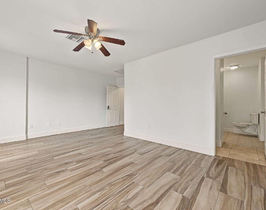 1 W Fairmont Drive - Photo Thumbnail 9