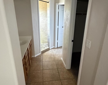 15061 S Amado Boulevard - Photo Thumbnail 8