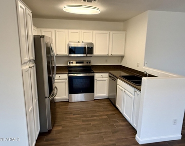 17517 W Ventura Street - Photo Thumbnail 2