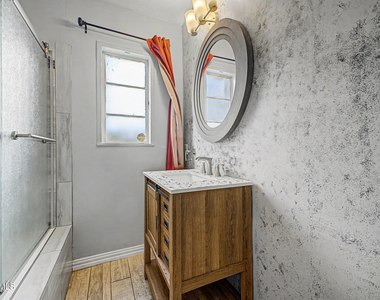 4238 N 10th Place - Photo Thumbnail 12