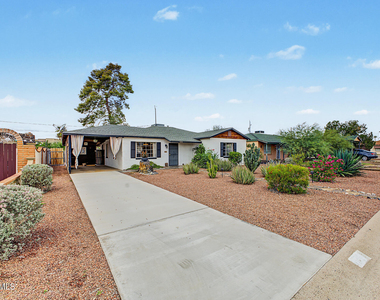 4238 N 10th Place - Photo Thumbnail 28