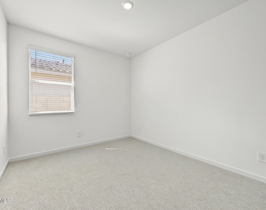 17734 W Illini Street - Photo Thumbnail 15