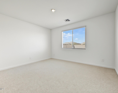 17734 W Illini Street - Photo Thumbnail 9