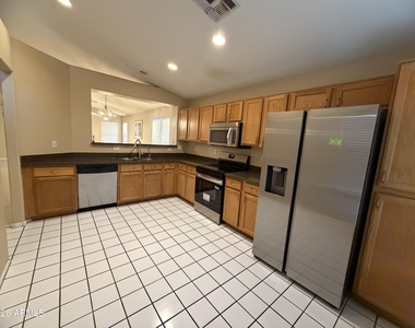 2257 E Flintlock Place - Photo Thumbnail 5