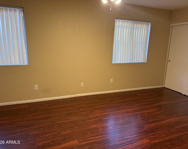 2257 E Flintlock Place - Photo Thumbnail 11