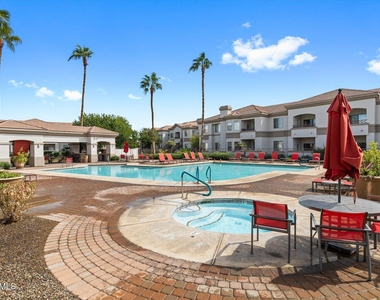 1941 S Pierpont Drive - Photo Thumbnail 33