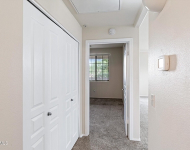 1941 S Pierpont Drive - Photo Thumbnail 25