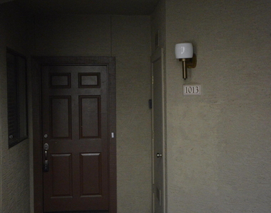 3848 N 3rd Avenue - Photo Thumbnail 2